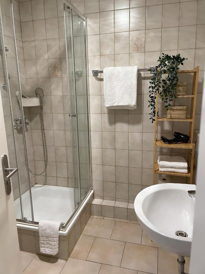Nami - Robin - Helle Apartments Mitten In Der Stadt Memmingen Zewnętrze zdjęcie